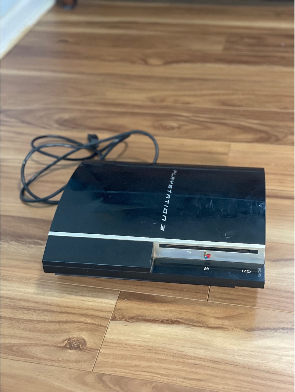 Sony PlayStation 3 PS3 Fat Console Black powers on but Untested , parts